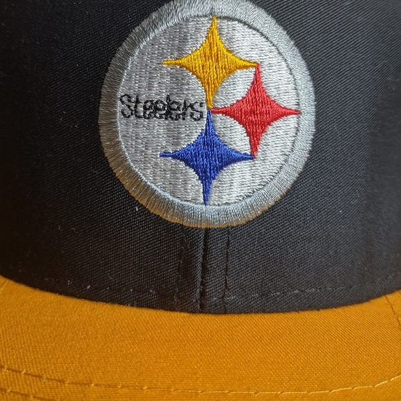 2001 Pittsburgh Steelers Inaugural Cap - Picture 10 of 13